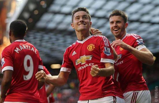 业两方面实 业两方面实